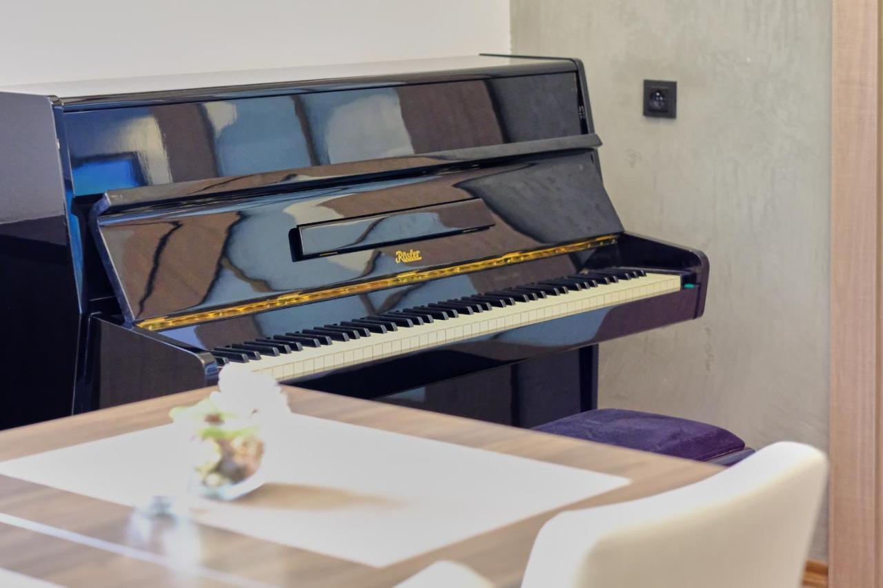 Hotel Gtc 3* Superior Bilovec Ngoại thất bức ảnh